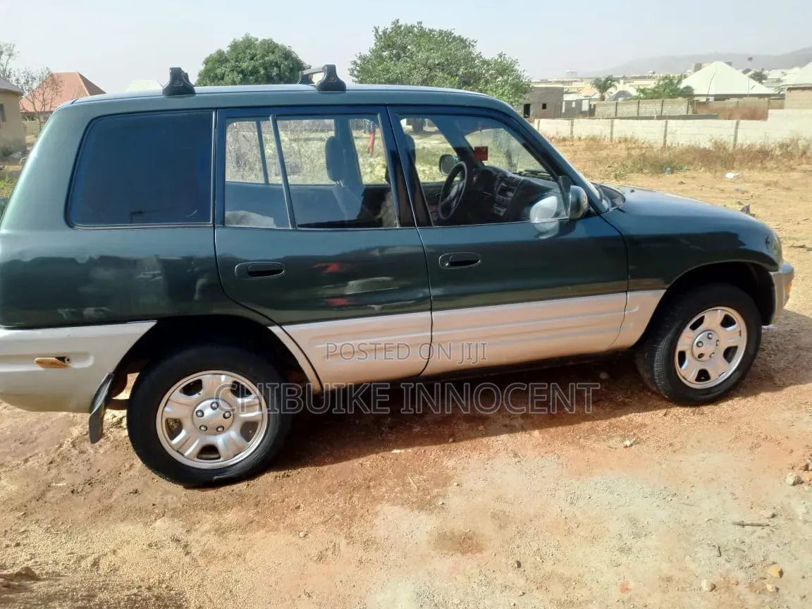 Toyota RAV4 1999