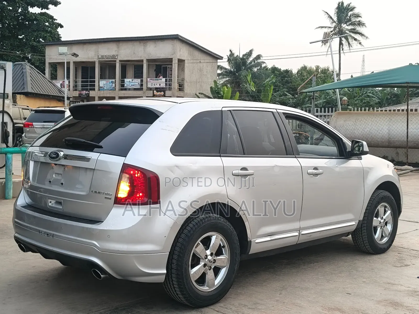 Ford Edge Limited 4dr AWD (3.5L 6cyl 6A) 2012 Silver