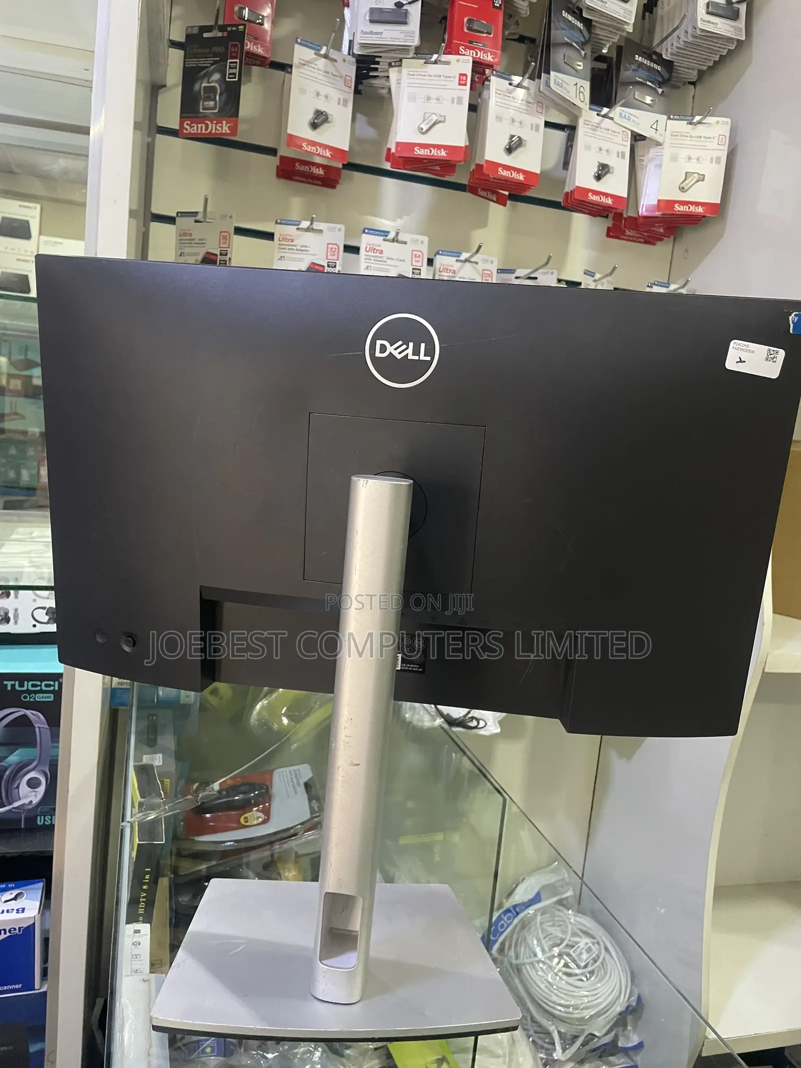 Dell Ip Monitor 24” With Type C/Usb B Port
