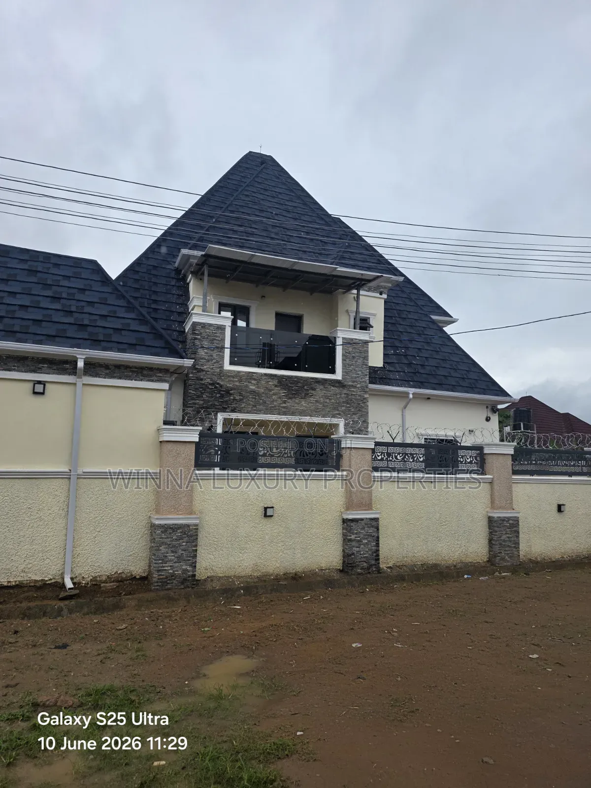 2bdrm Apartment in Table City, Lugbe District for rent