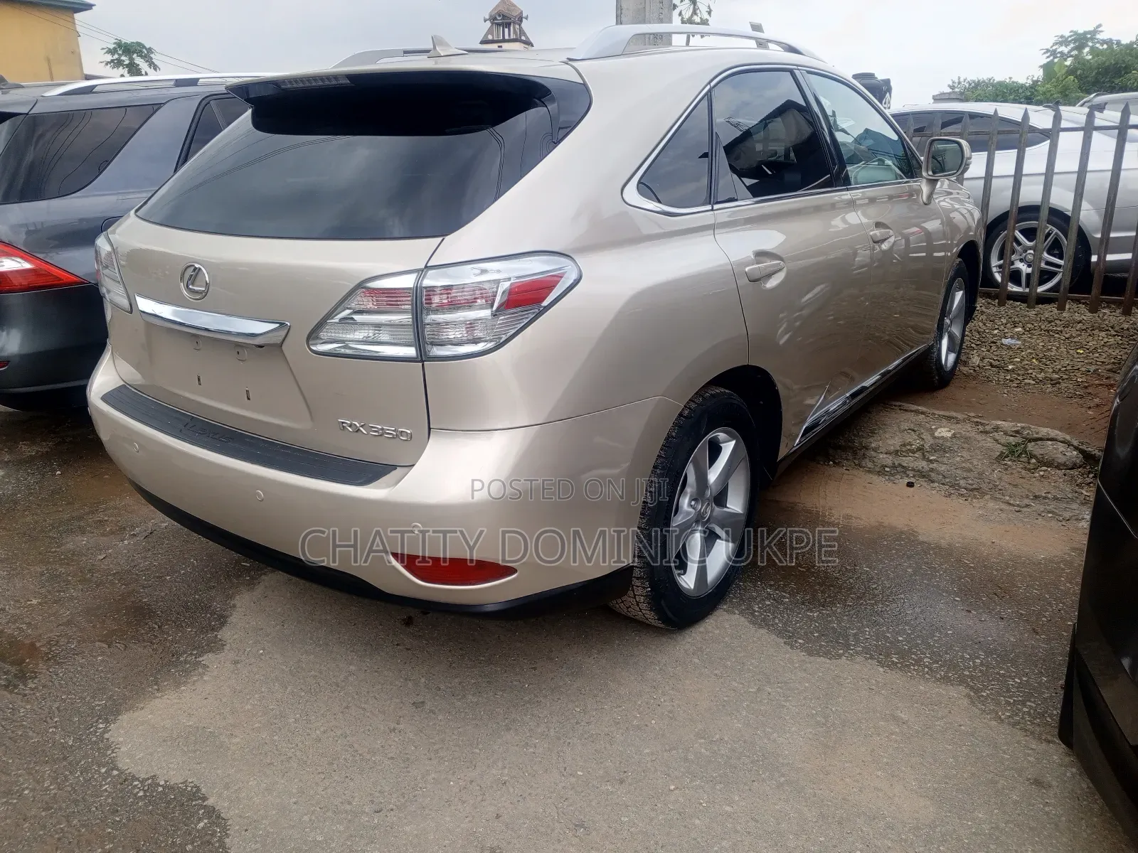 Lexus RX 350 2011 Gold