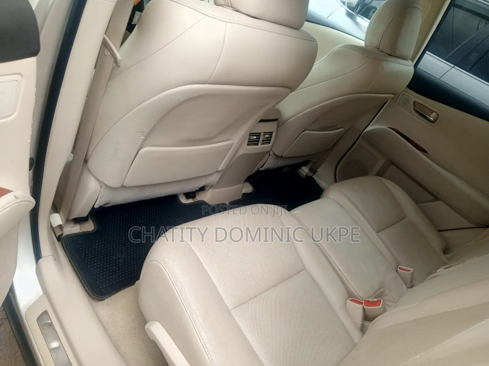 Lexus RX 350 2011 Gold