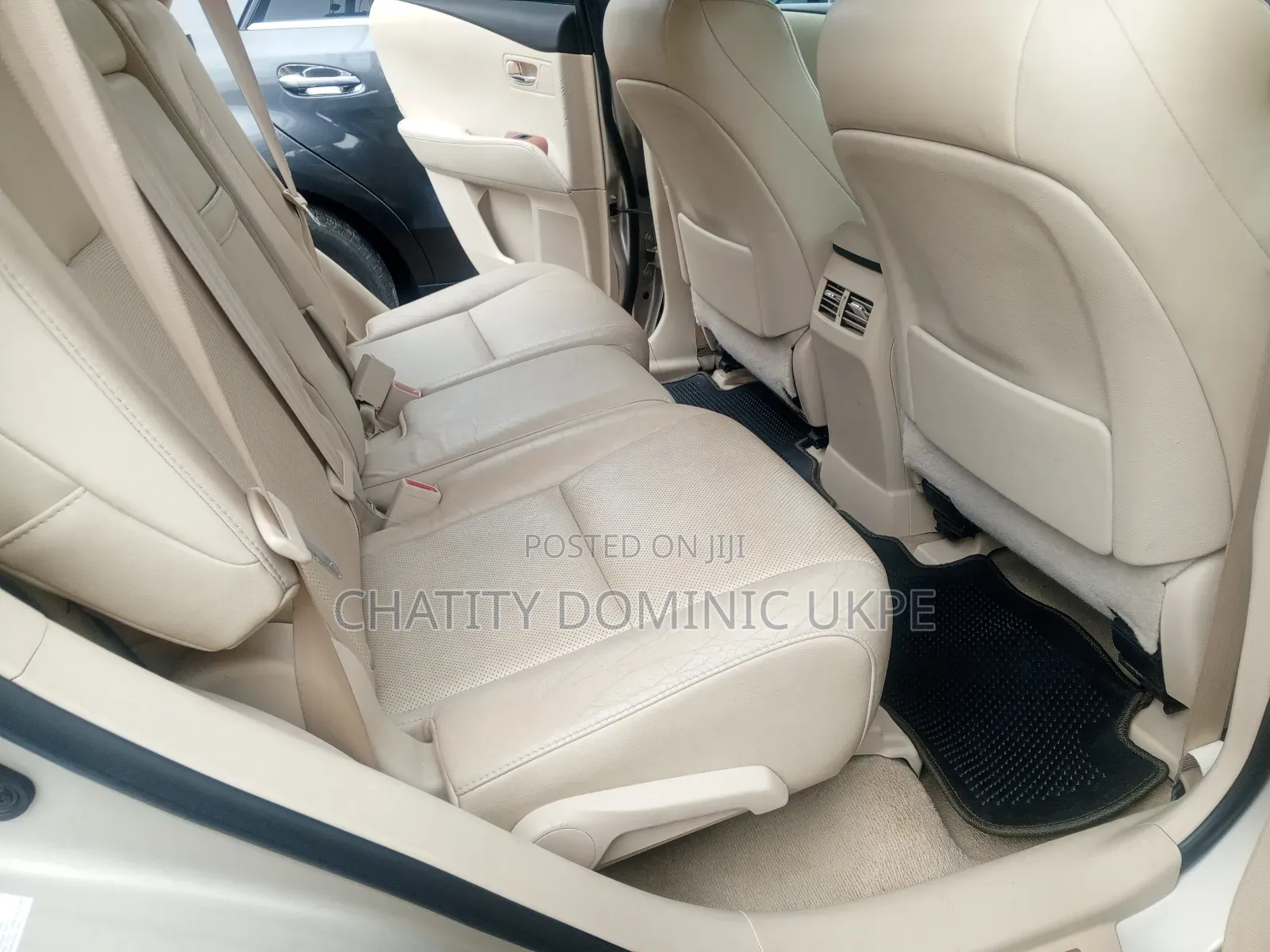 Lexus RX 350 2011 Gold