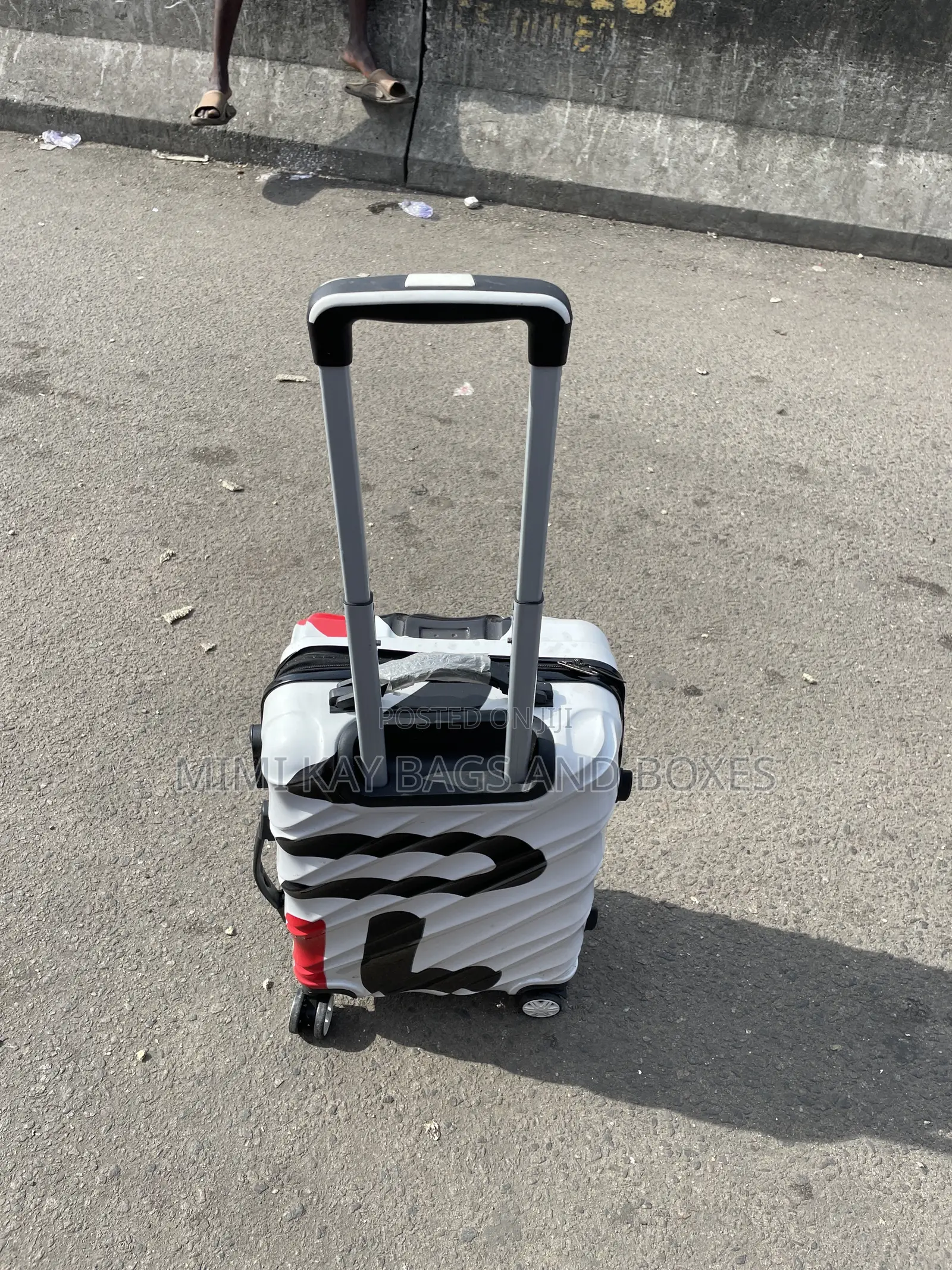 Suitcase for Traveling Small Size 30,000