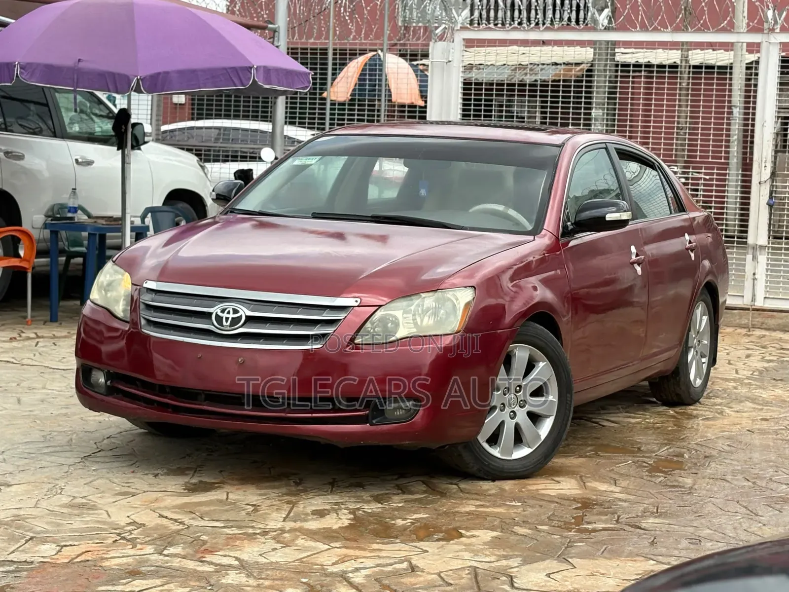 Toyota Avalon 2005 Burgundy
