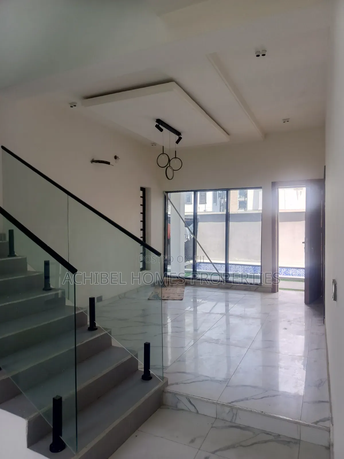 4bdrm Duplex in Off Orchid, Lekki Phase 2 for sale