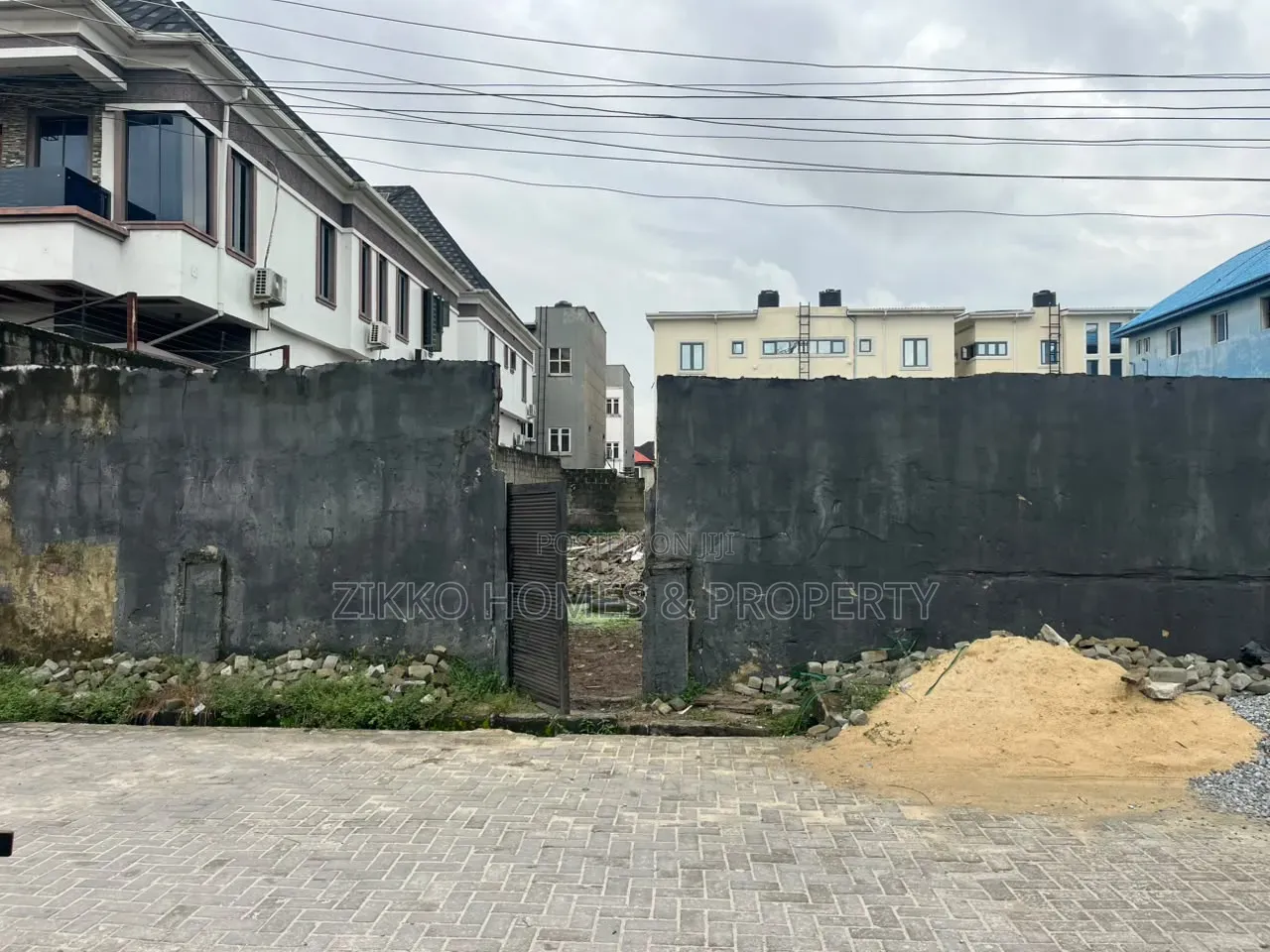 930sqm of Land for Sale at Osapa London