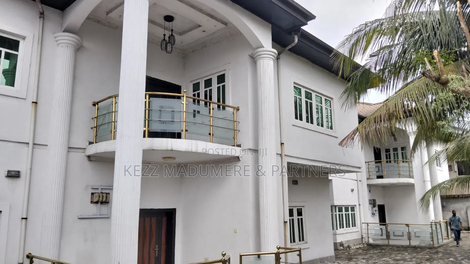 4bdrm Duplex in Stadium Road, Port, Obio-Akpor for sale