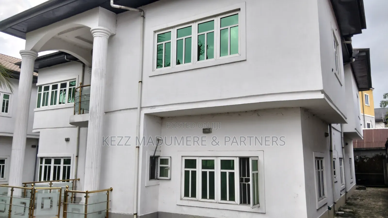 4bdrm Duplex in Stadium Road, Port, Obio-Akpor for sale