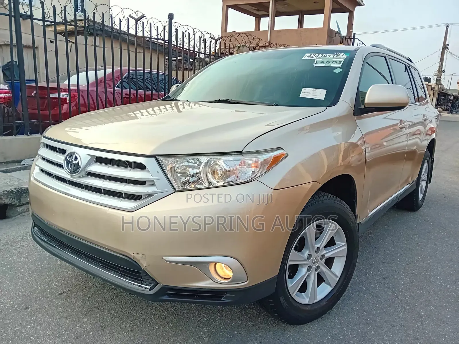 Toyota Highlander 2012 Gold