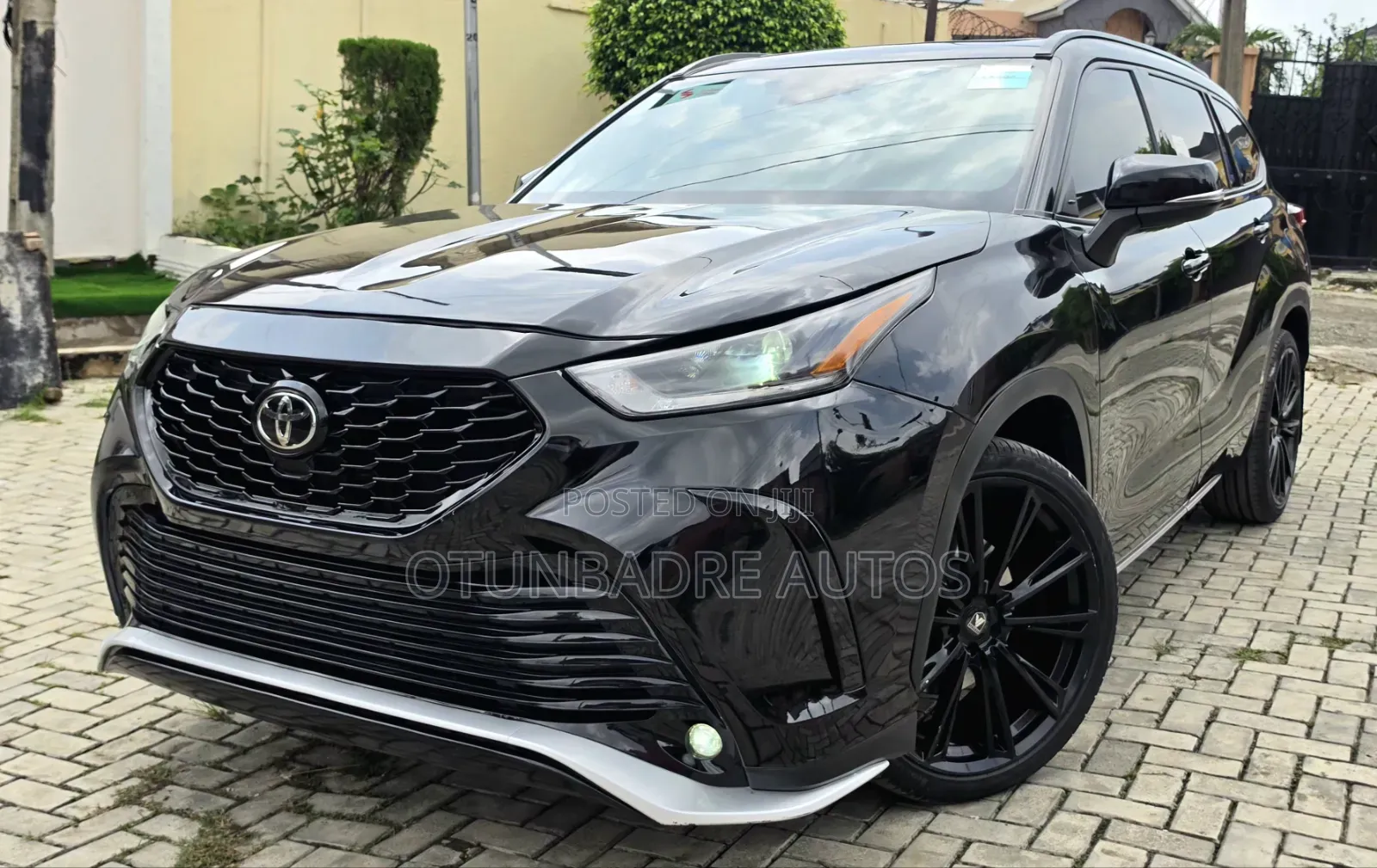 Toyota Highlander XSE FWD 2023 Black