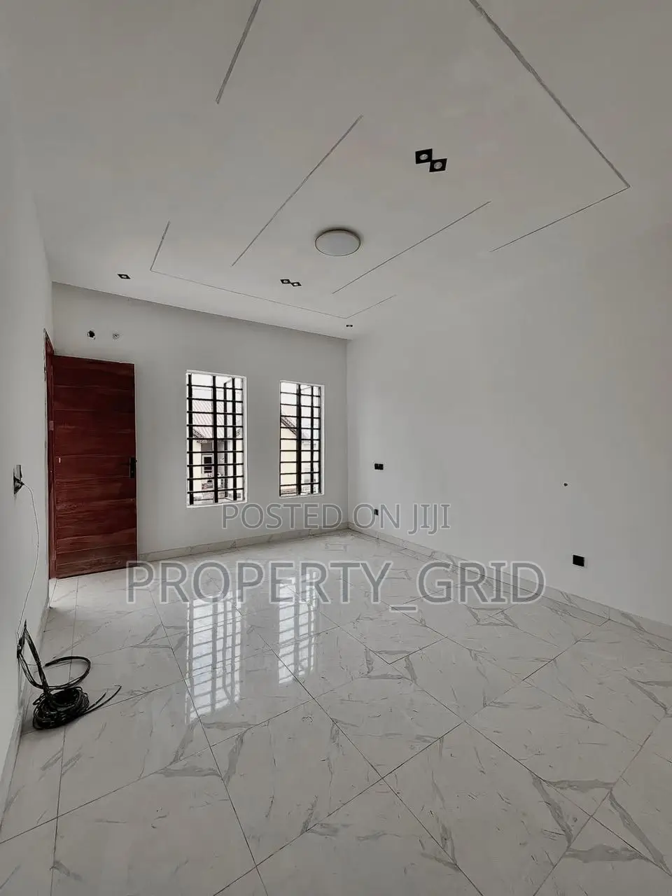 4bdrm Townhouse/Terrace in Ikota for sale