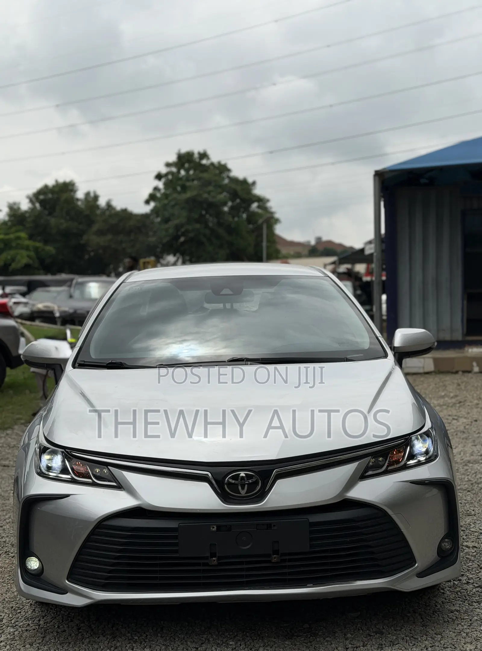 Toyota Corolla LE 2020 Silver