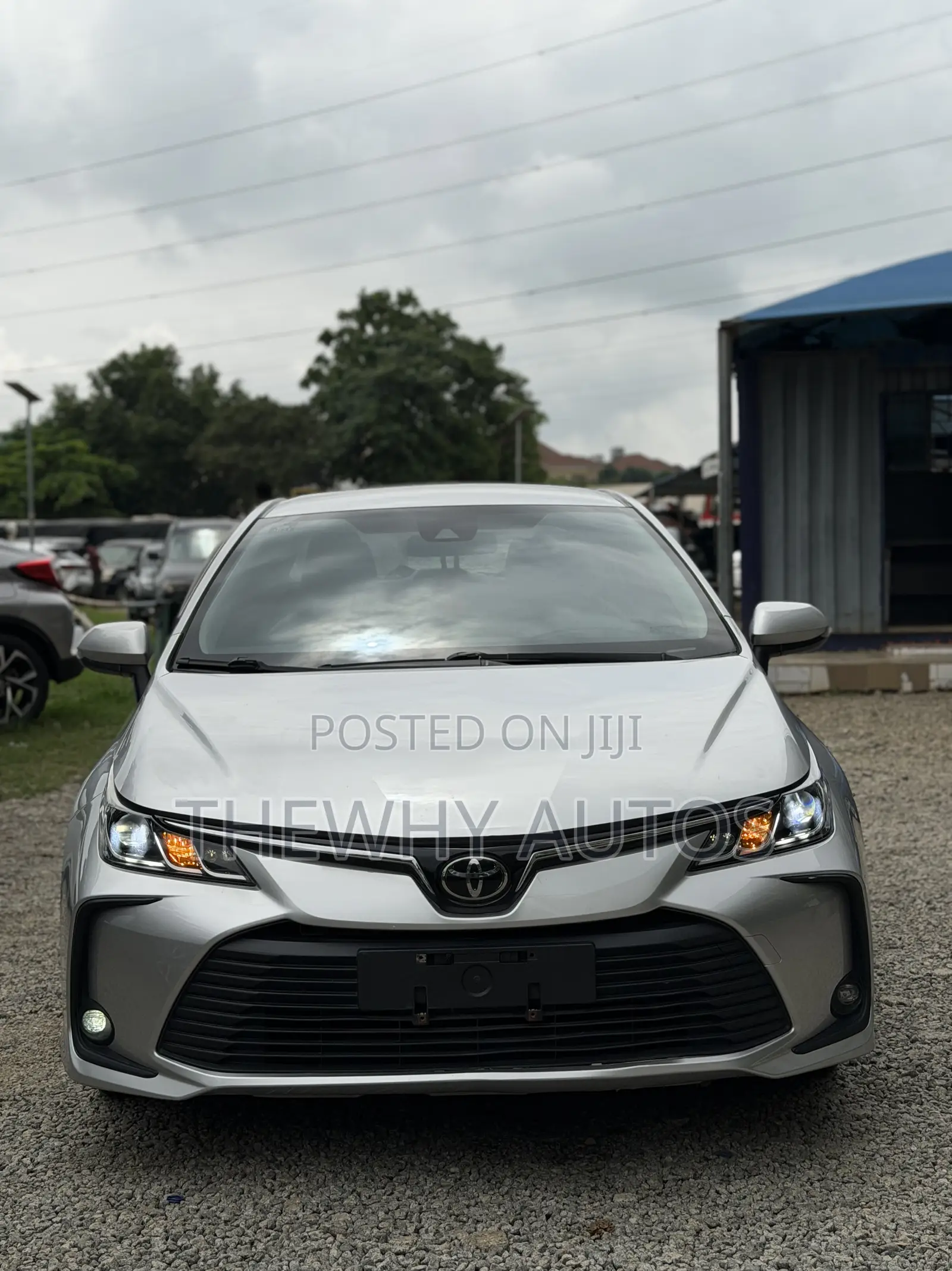 Toyota Corolla LE 2020 Silver
