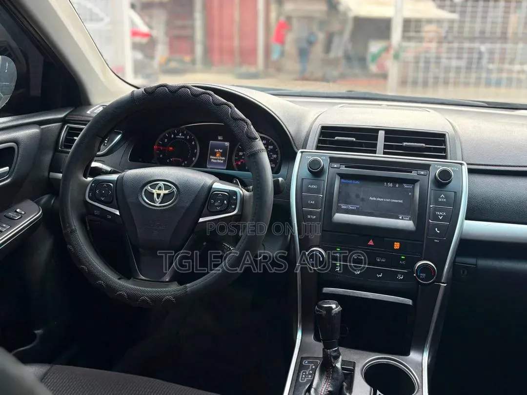 Toyota Camry 2017 Gray