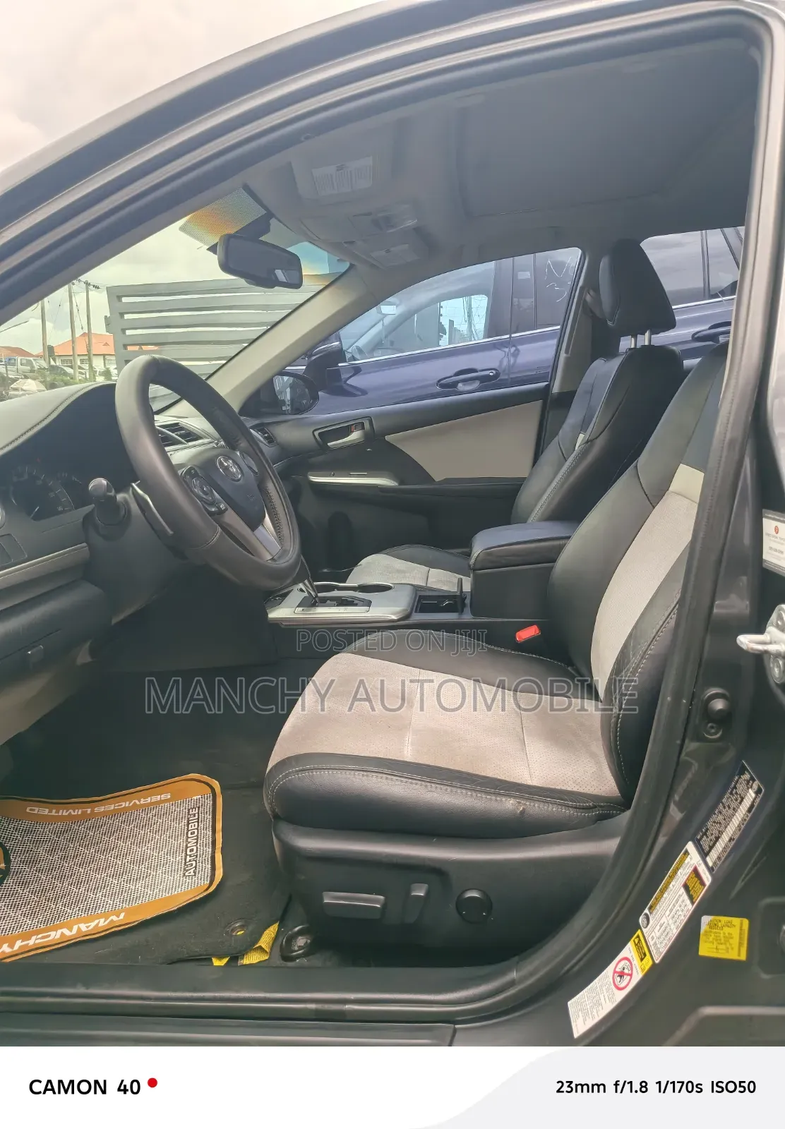 Toyota Camry SE V6 4dr Sedan (3.5L 6cyl 6A) 2012 Gray