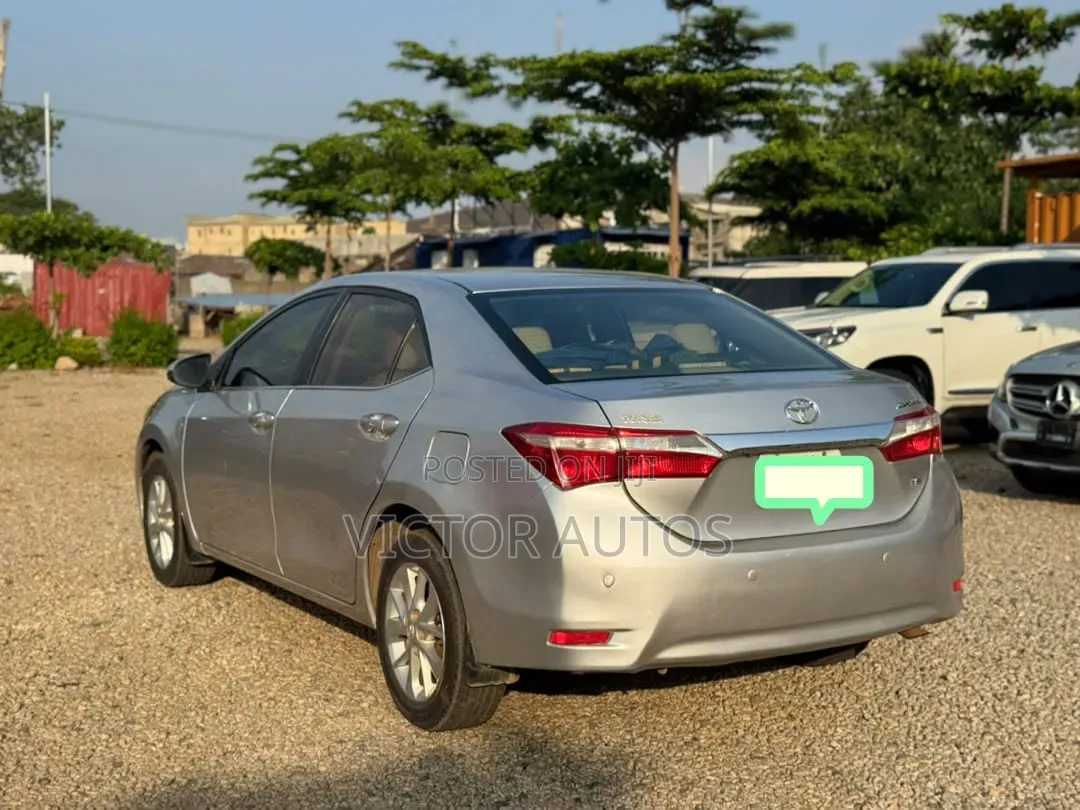 Toyota Corolla 2014 Silver