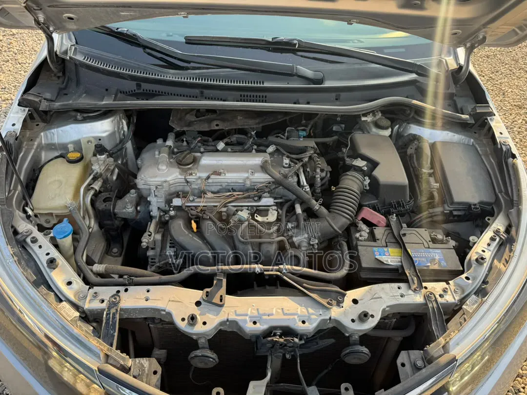 Toyota Corolla 2014 Silver