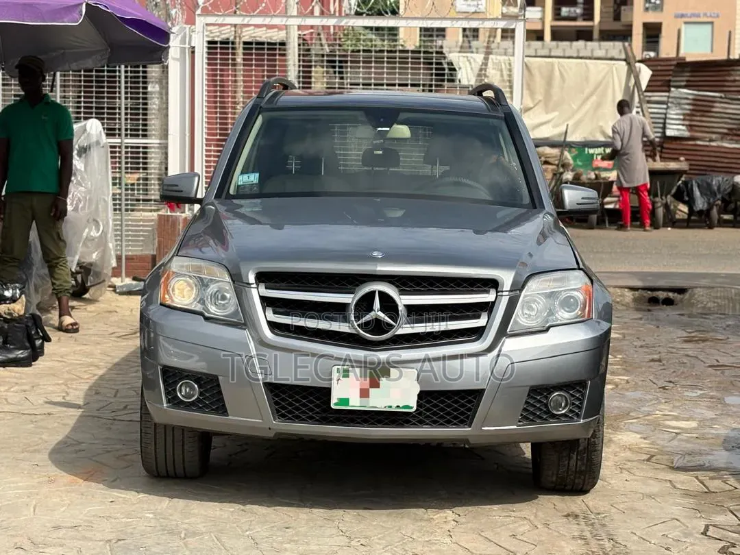 Mercedes-Benz GLK-Class 2011 Gray