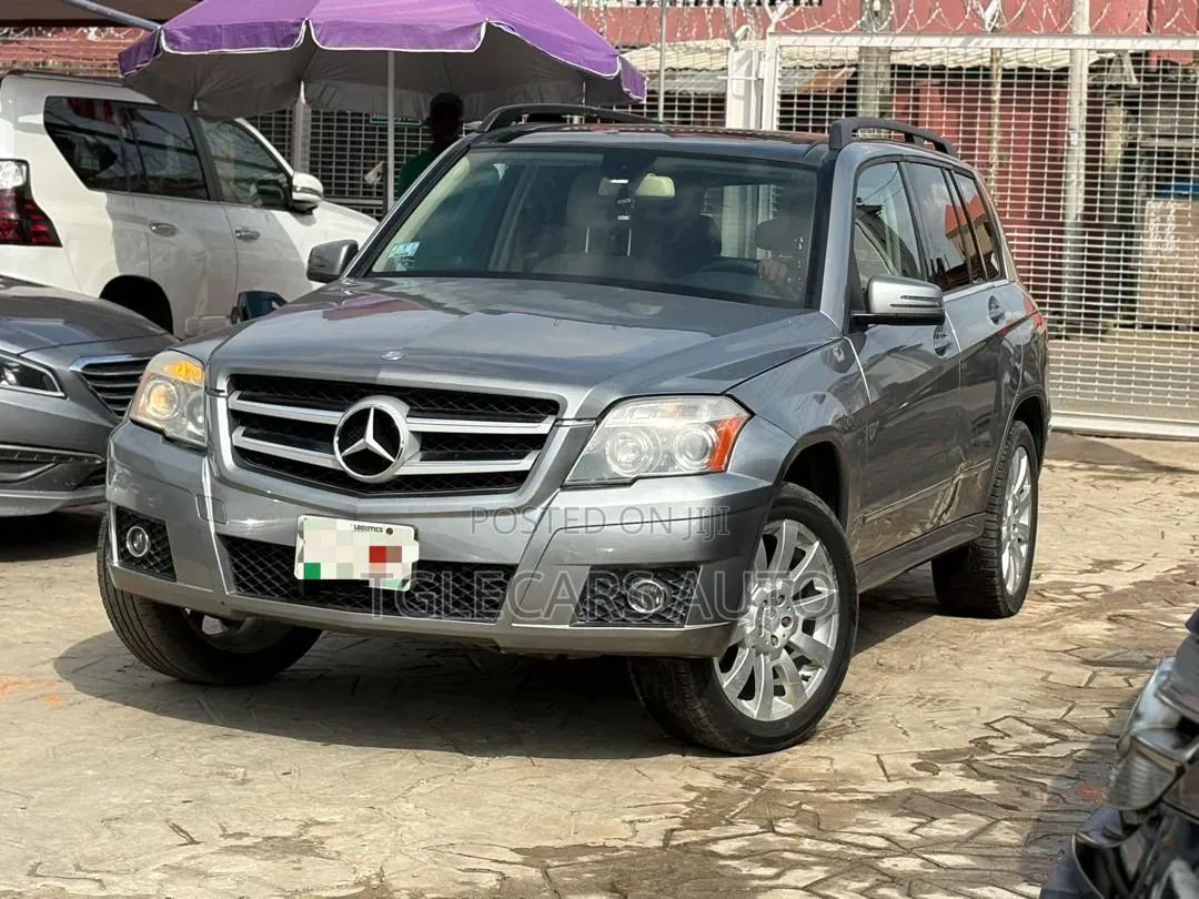 Mercedes-Benz GLK-Class 2011 Gray