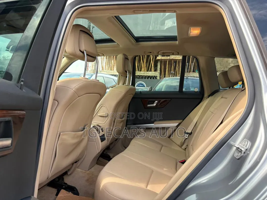 Mercedes-Benz GLK-Class 2011 Gray