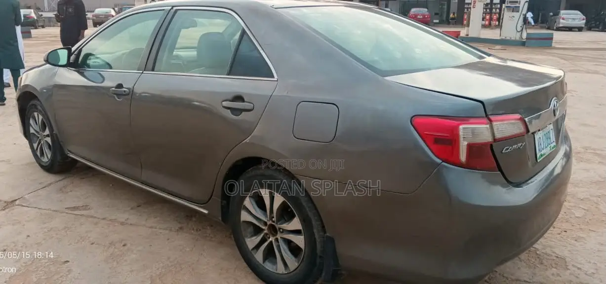 Toyota Camry 2013 Gray
