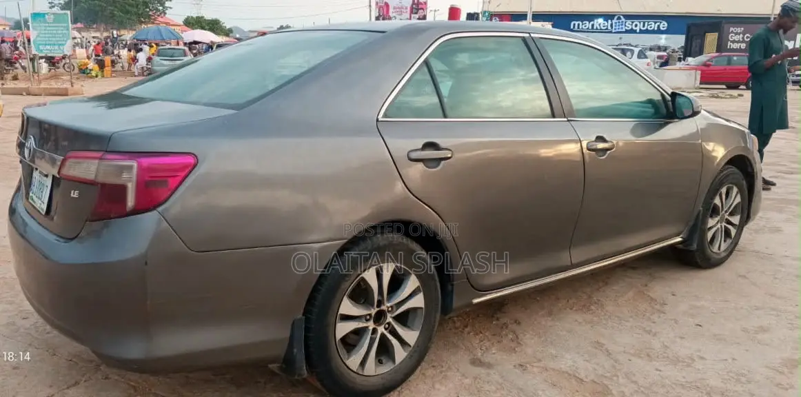 Toyota Camry 2013 Gray
