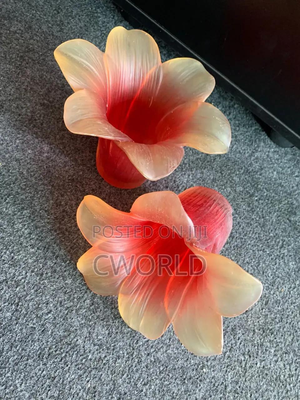 Lily Petal Glass Vase – Sunset Orange