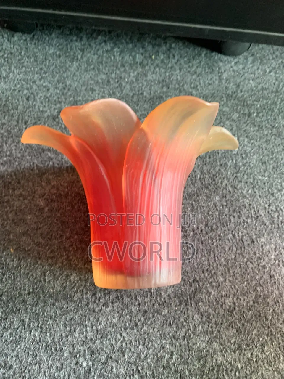 Lily Petal Glass Vase – Sunset Orange