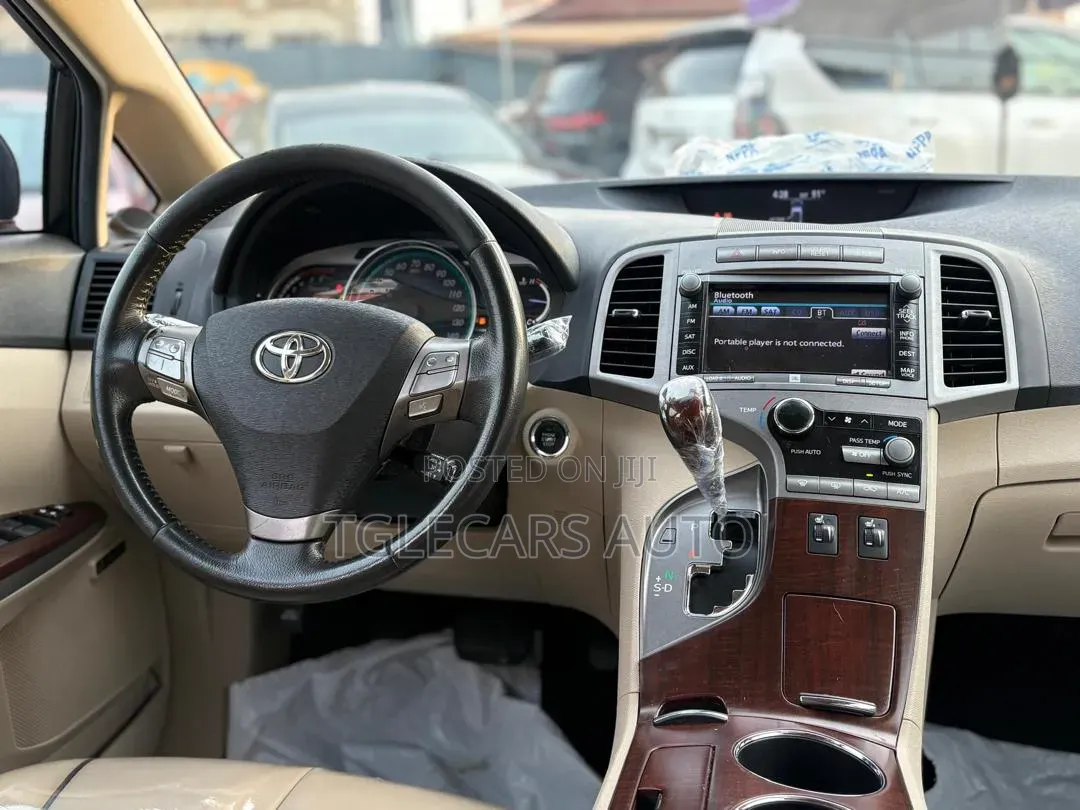 Toyota Venza 2012 Brown
