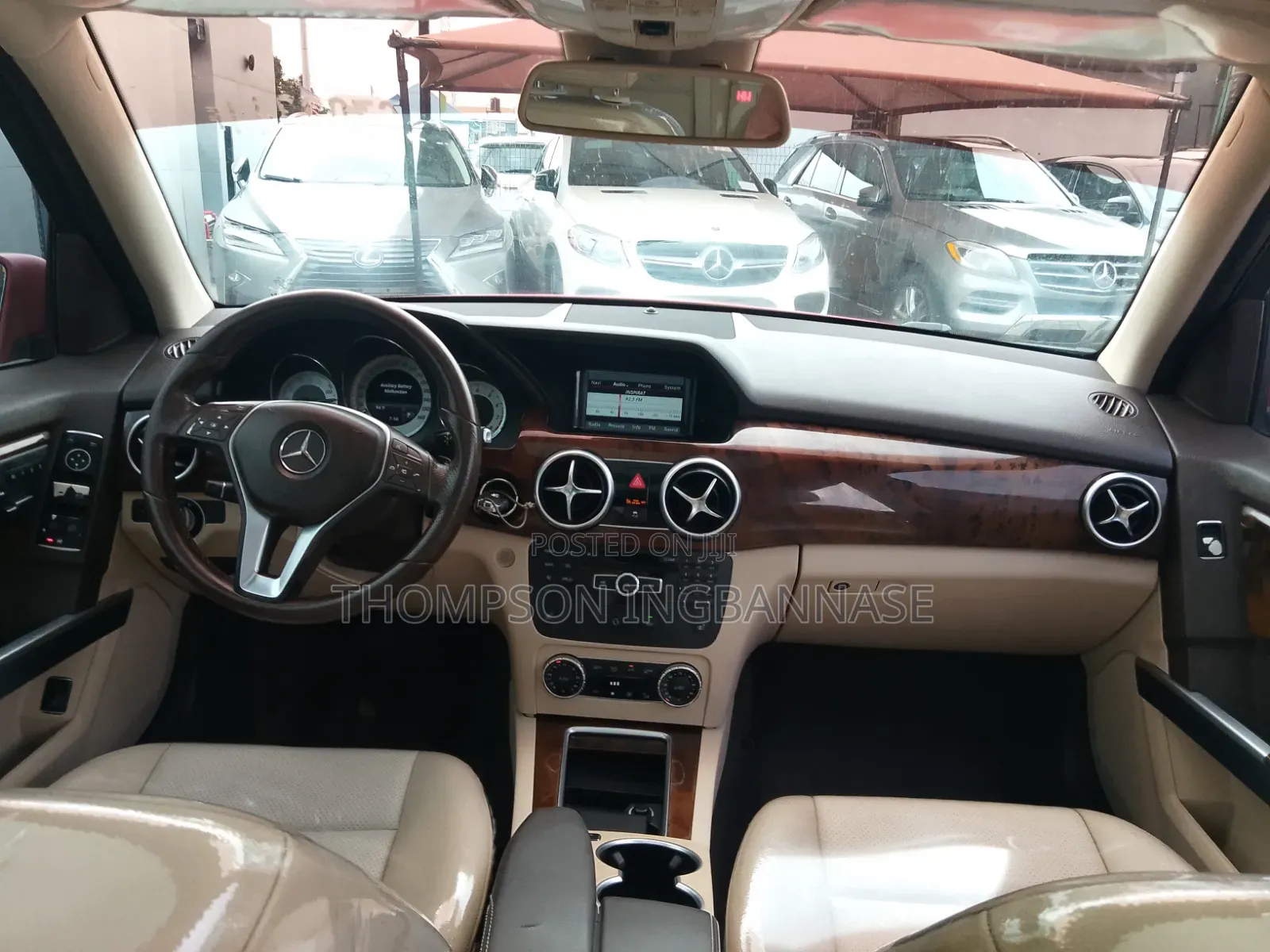 Mercedes-Benz GLK-Class Base GLK 350 4dr AWD 4MATIC (3.5L 6cyl 7A) 2015