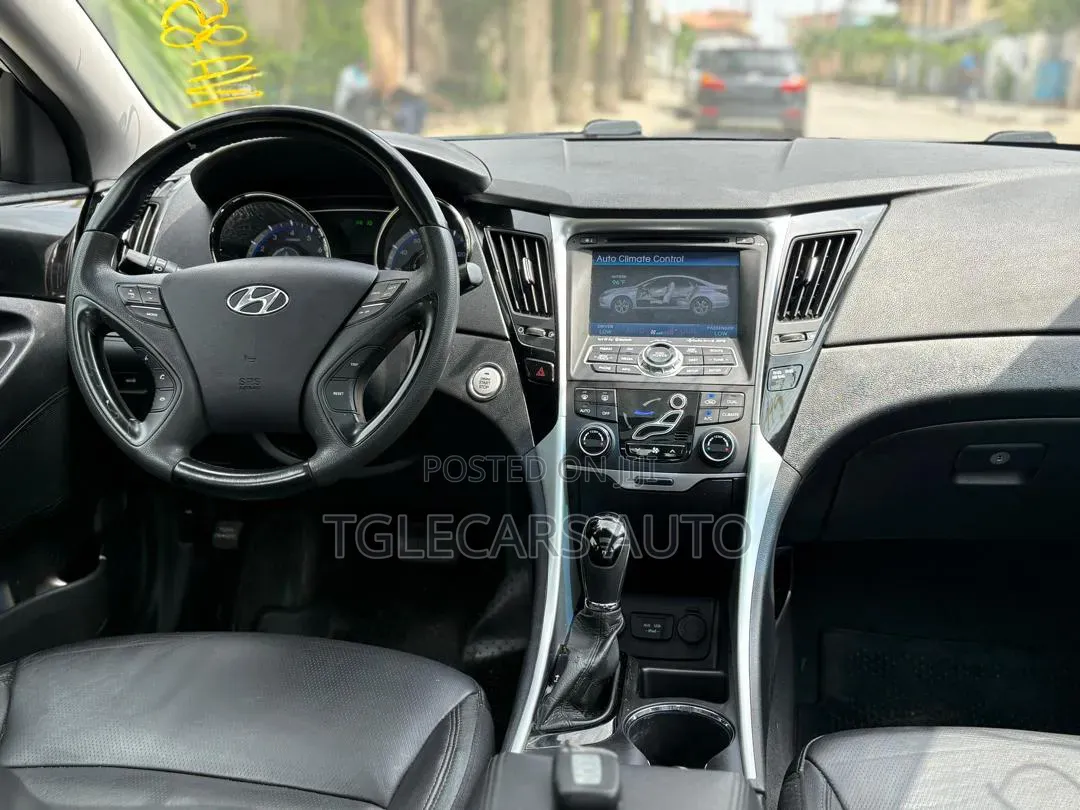 Hyundai Sonata 2013 White