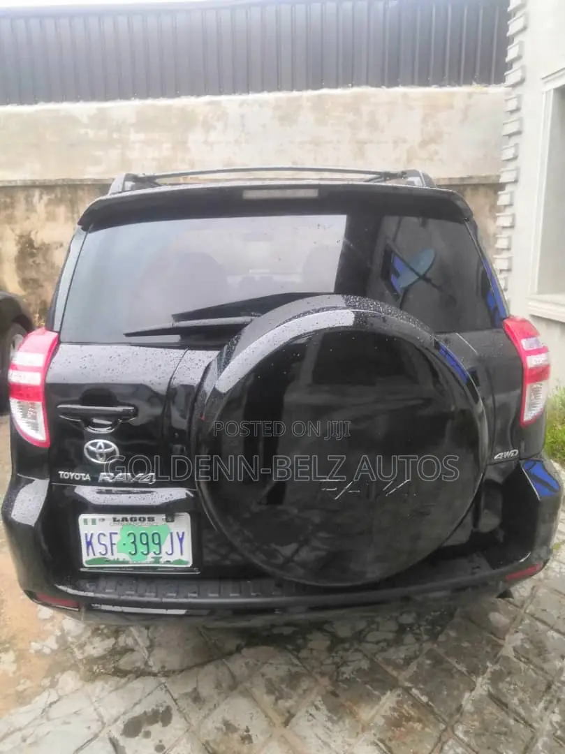 Toyota RAV4 2.4 2008 Black
