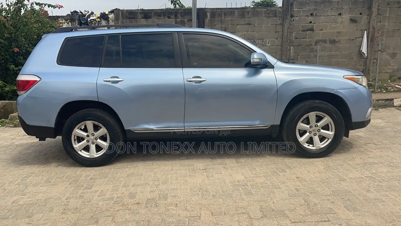Toyota Highlander Sport 4x4 2009 Blue