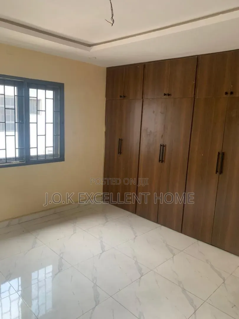 3bdrm Duplex in Ogba GRA for rent