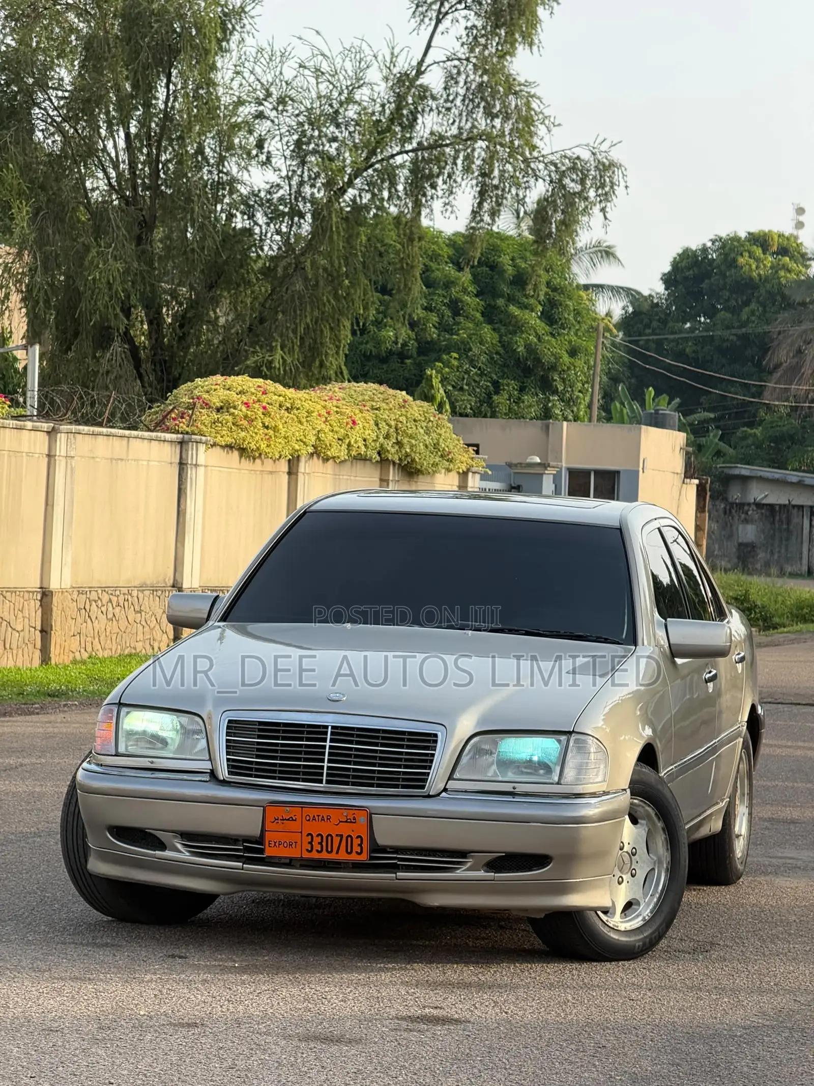 Mercedes-Benz C280 2002 Gold