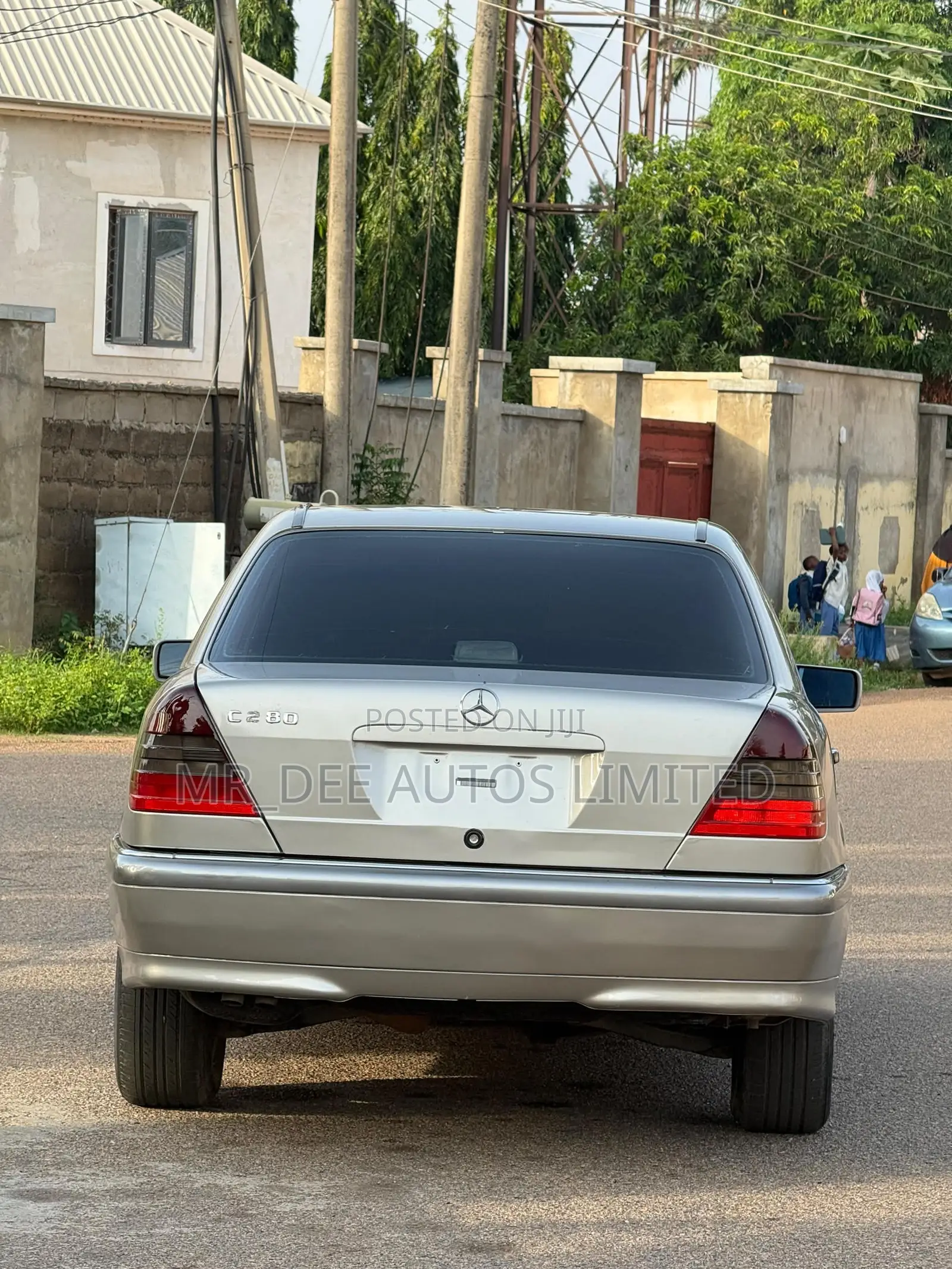 Mercedes-Benz C280 2002 Gold