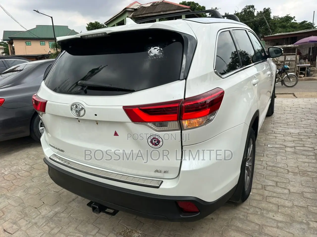 Toyota Highlander XLE 4dr SUV (3.5L 6cyl 6A) 2015 White