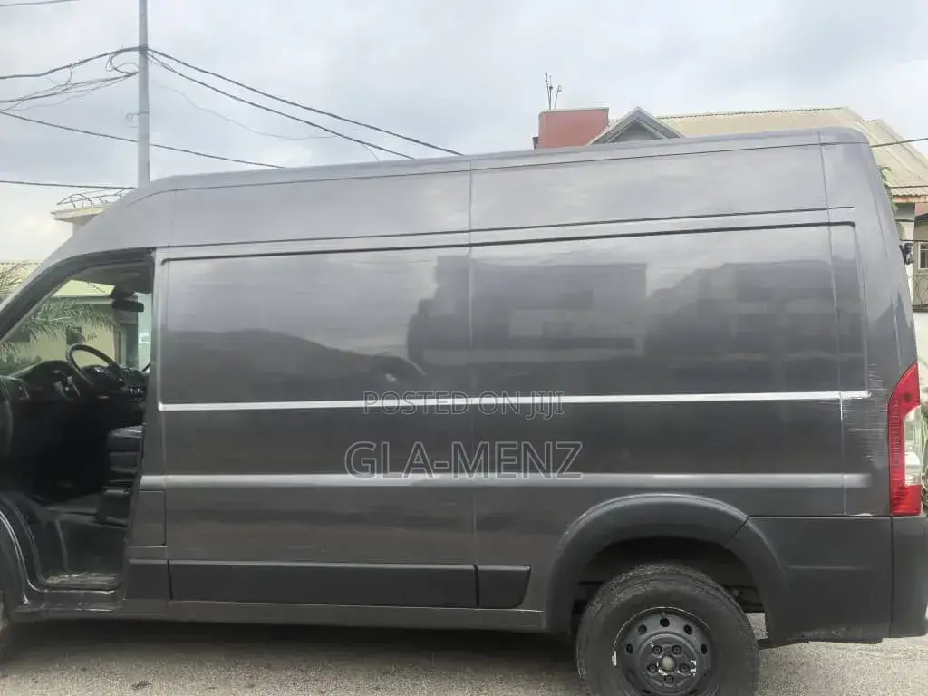 RAM Promaster 2500 2016 Black