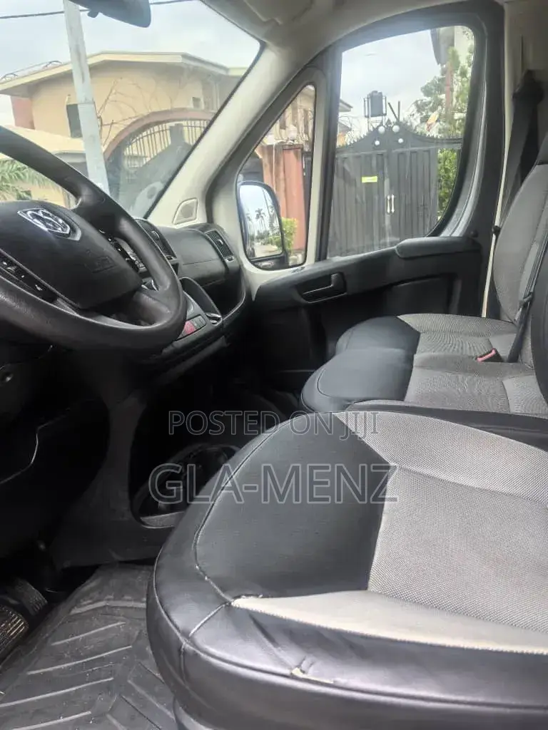 RAM Promaster 2500 2016 Black