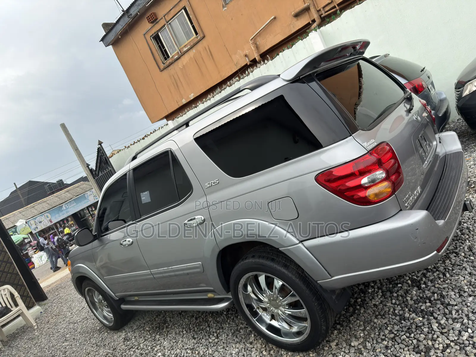 Toyota Sequoia SR5 4dr SUV 4WD (4.7L 8cyl 4A) 2001 Gray