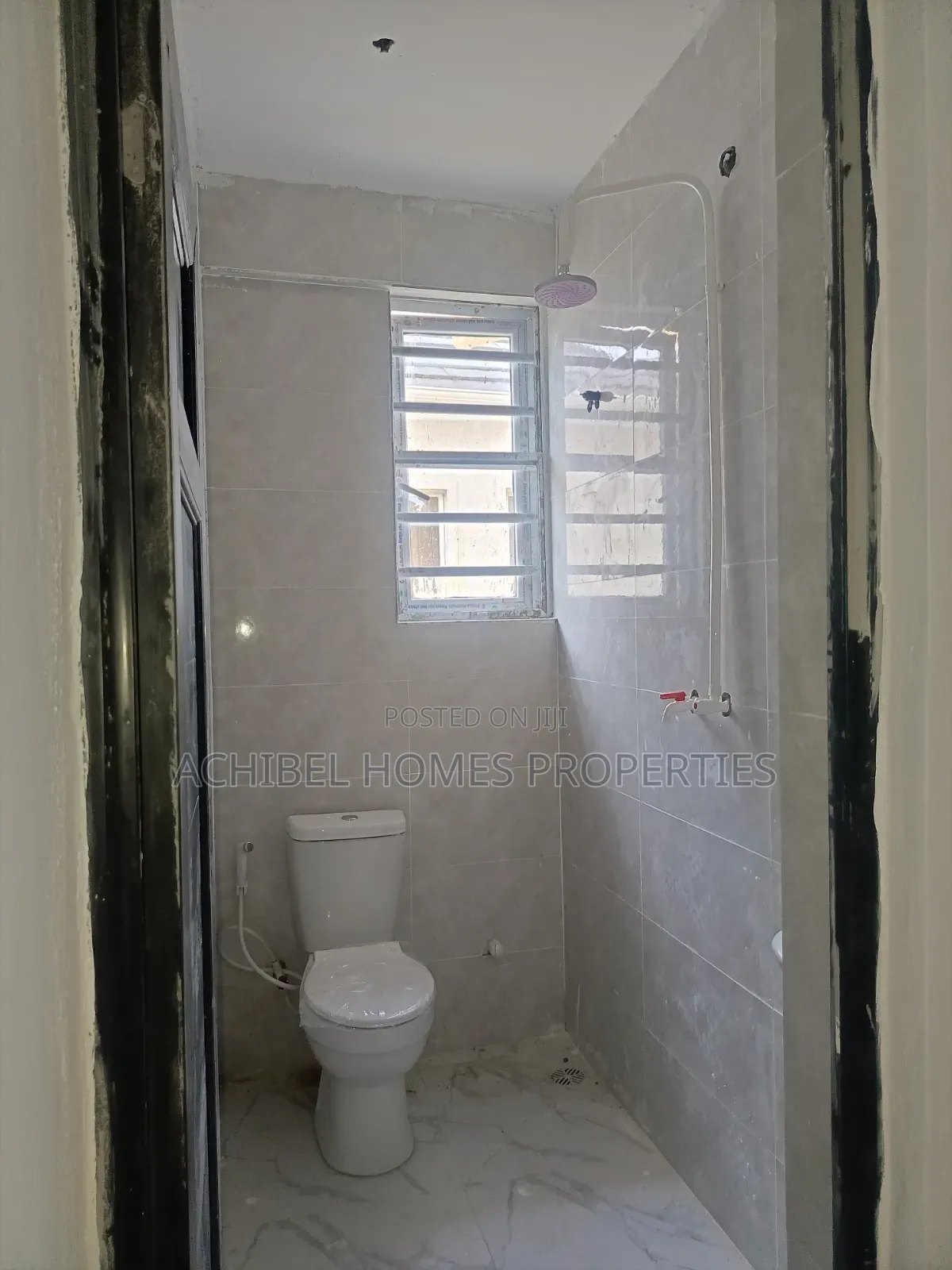 2bdrm Apartment in Near Royal Pine, Lekki Phase 2 for rent