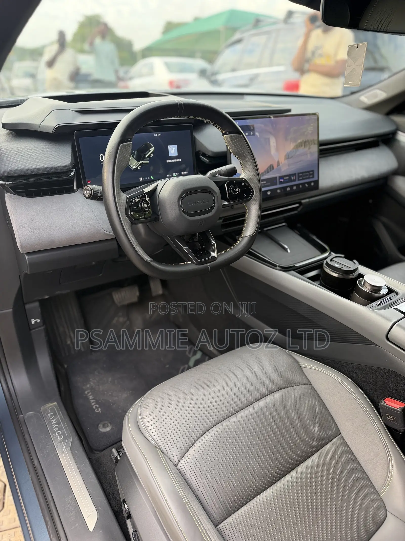 New Lynk & Co 08 EM-P 2025 Gray