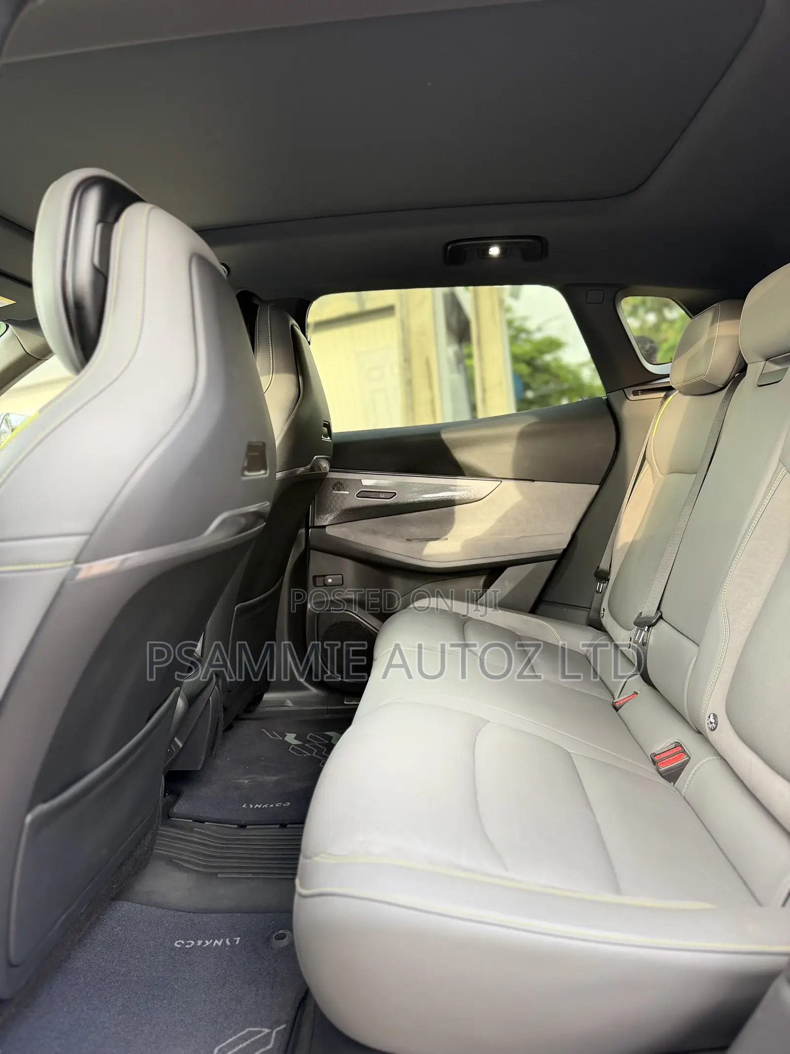 New Lynk & Co 08 EM-P 2025 Gray