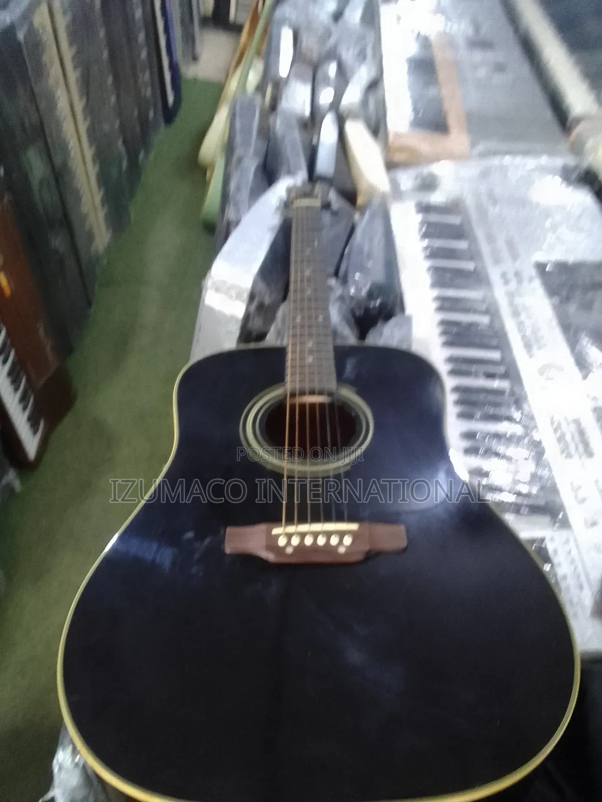 Epiphone Jumbo Acoustic Guitar – Clean Loud Sound