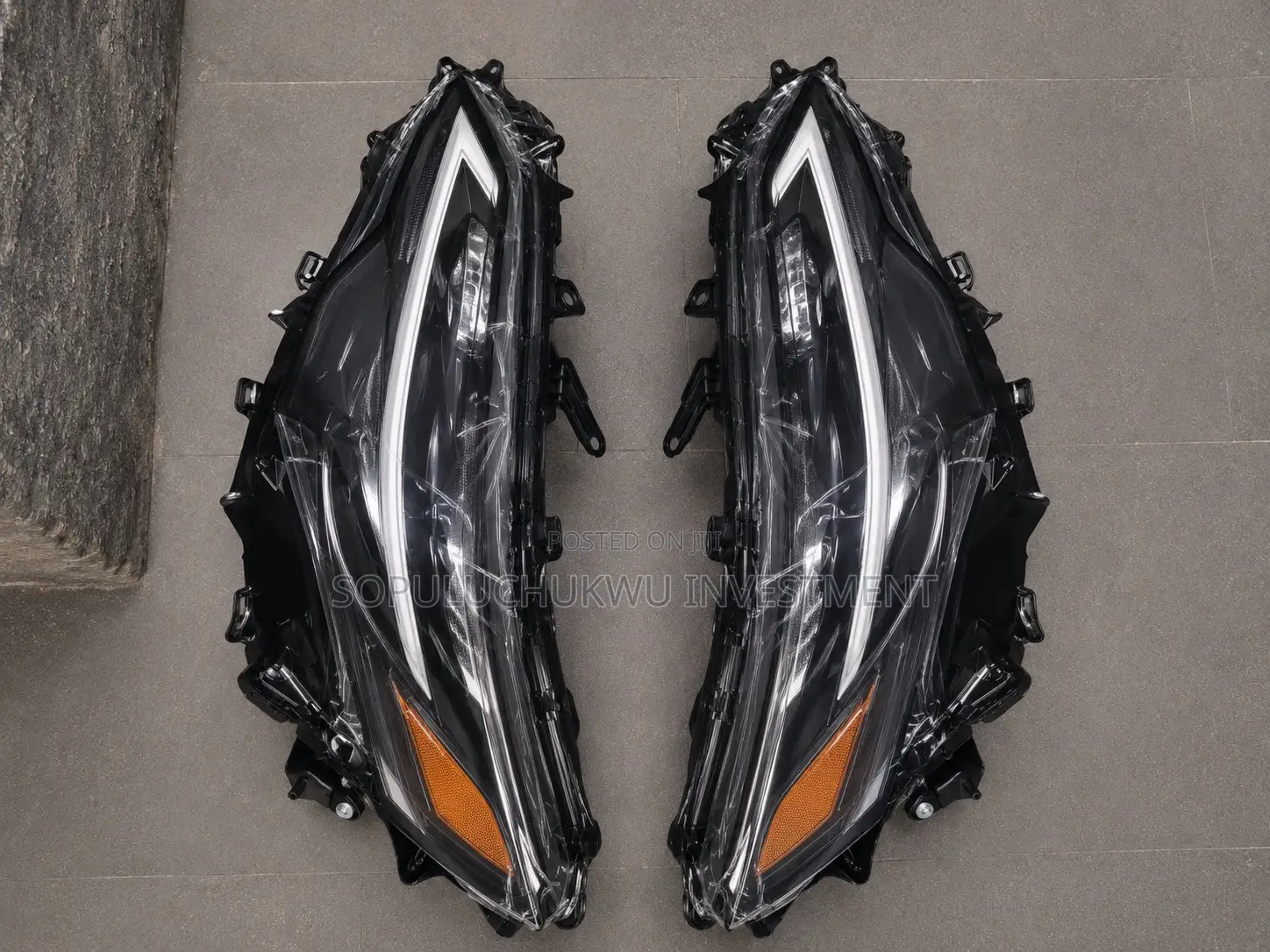 Headlights Toyota Highlander 2025