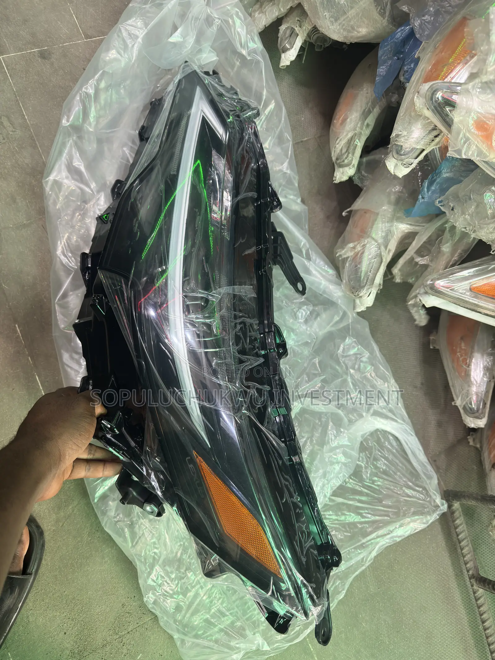 Headlights Toyota Highlander 2025