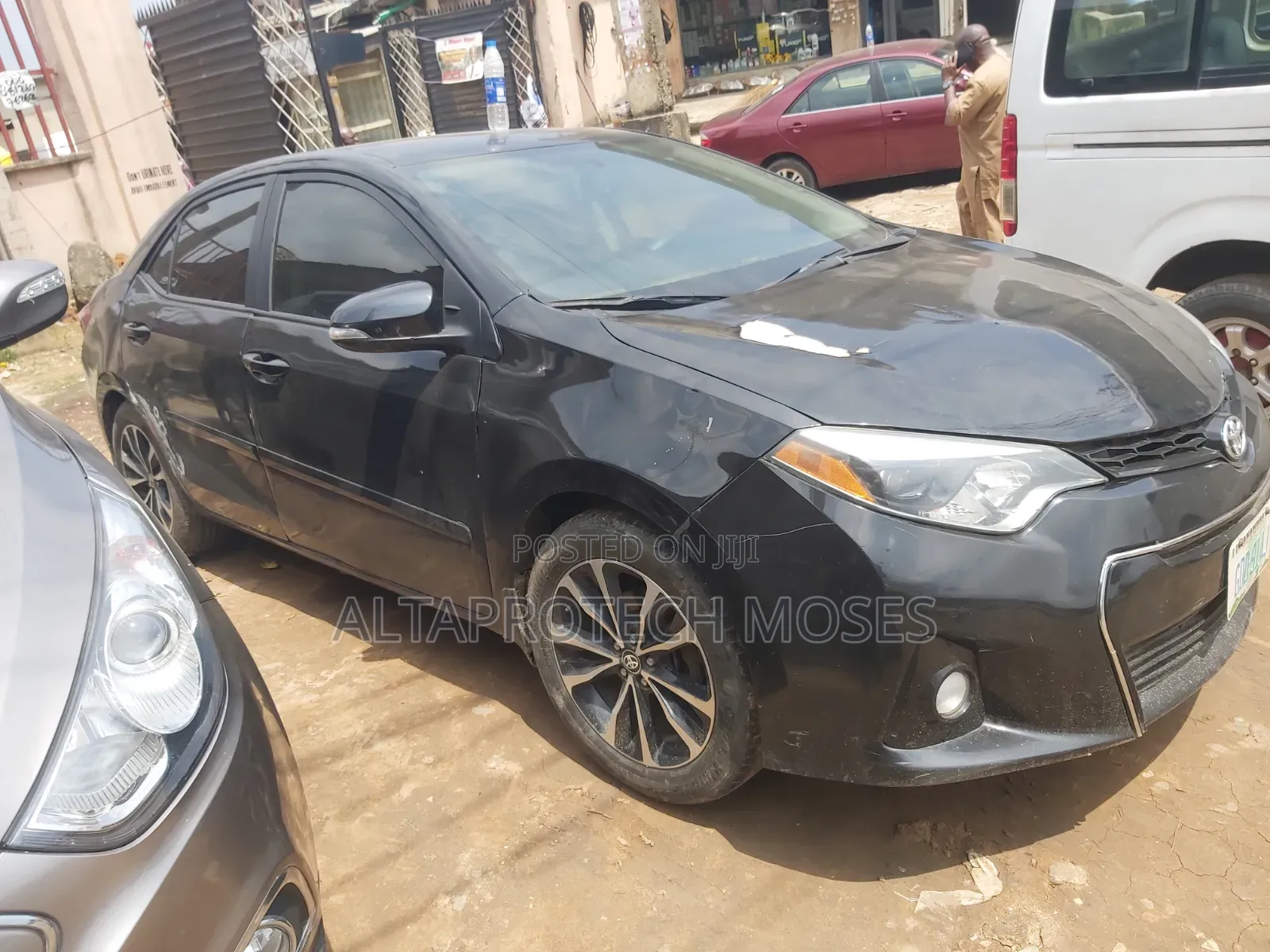Toyota Corolla LE Premium 4dr Sedan (1.8L 4cyl CVT) 2014 Black