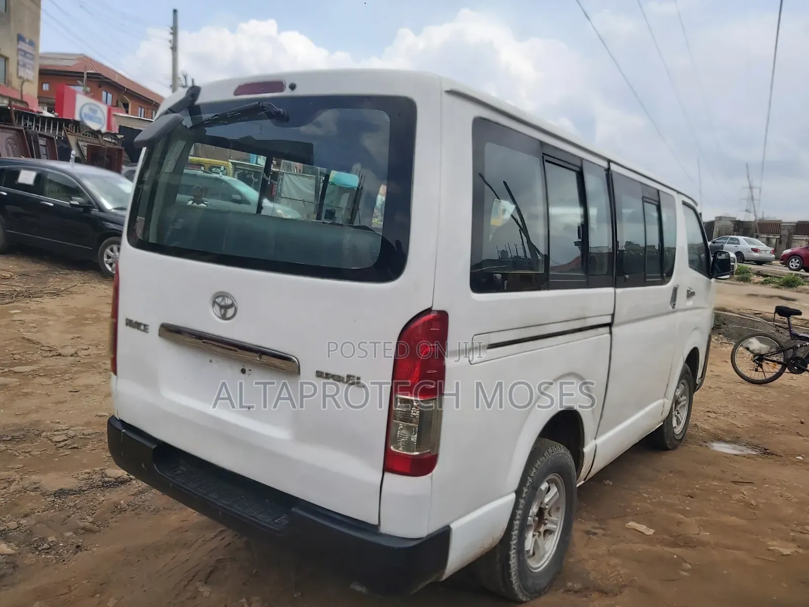 Toyota HiAce 2008 White