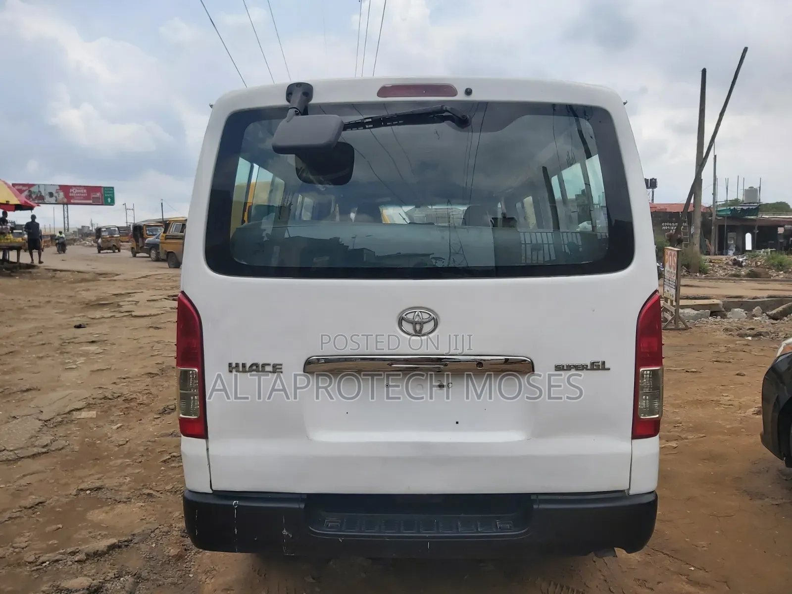 Toyota HiAce 2008 White